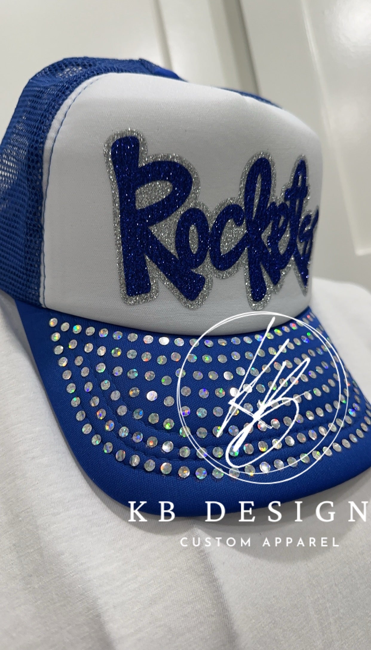 YOUTH Mascot Glitter & Spangle Trucker Hat