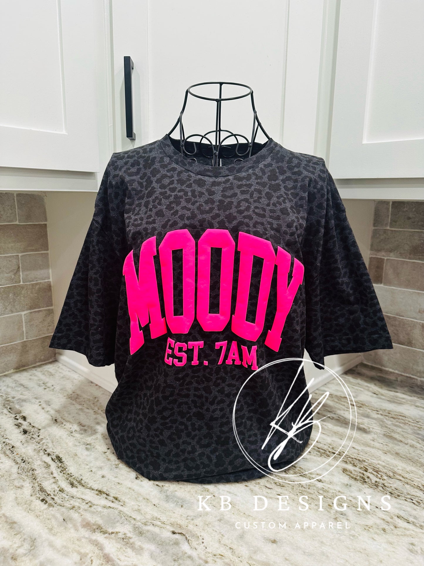 Moody 7AM Leopard Puff Tee